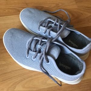 Allbirds Men's Tree Runners. Light blue. US 8